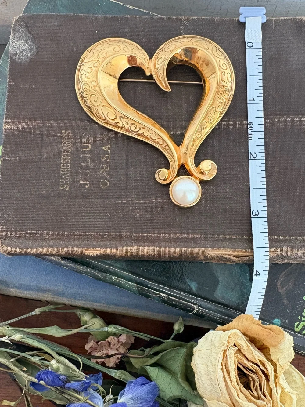 Avon Vintage Gold Heart Brooch with Pearl Accent